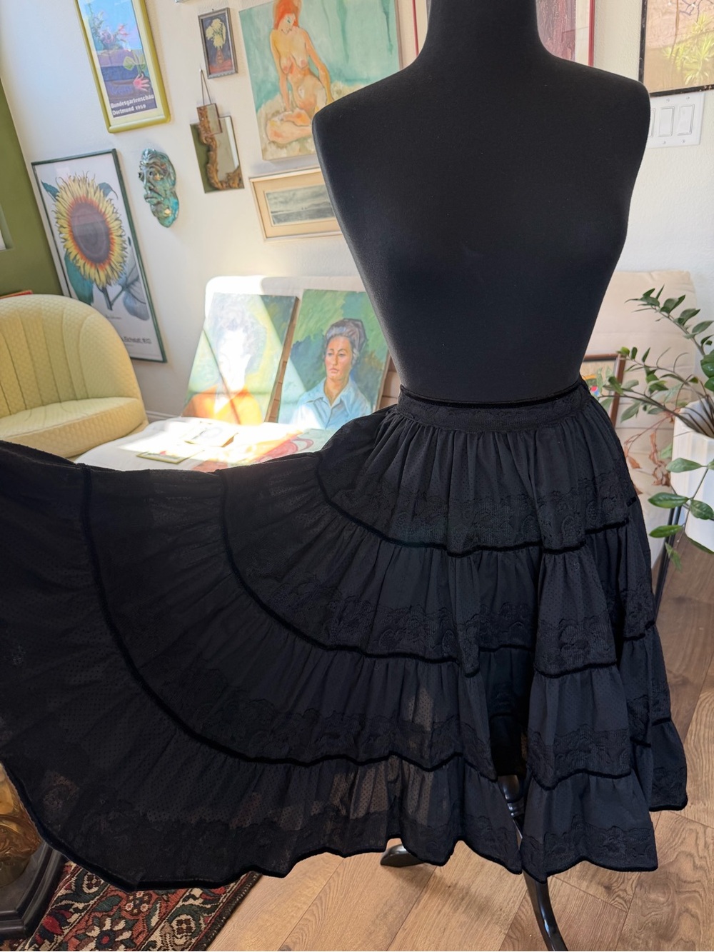 Vintage Black Tiered Full Circle Skirt or Square Dance Skirt/Petticoat #goth